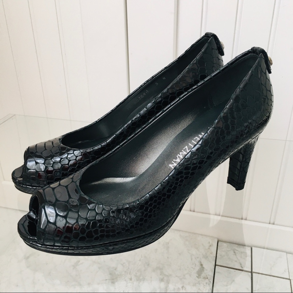 Stuart Weitzman Logoplainfild Crystal Snake Pumps
